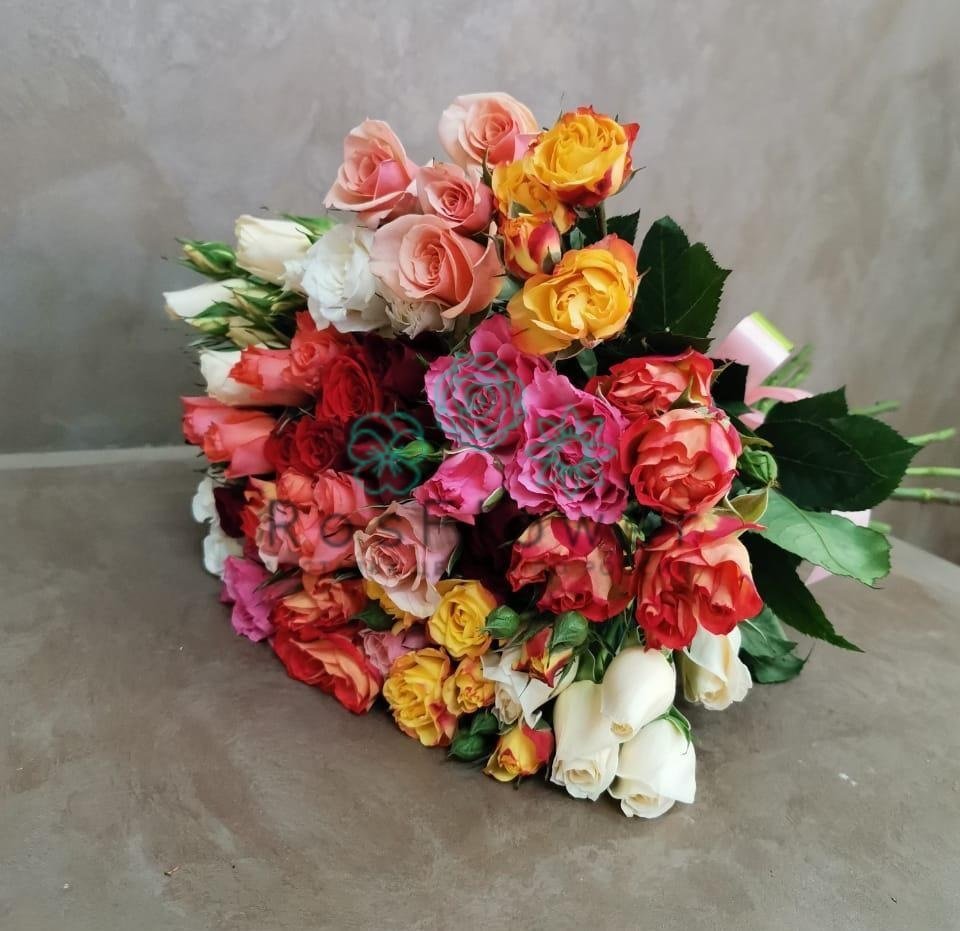 Букет цветов из: Розы в Златоусте