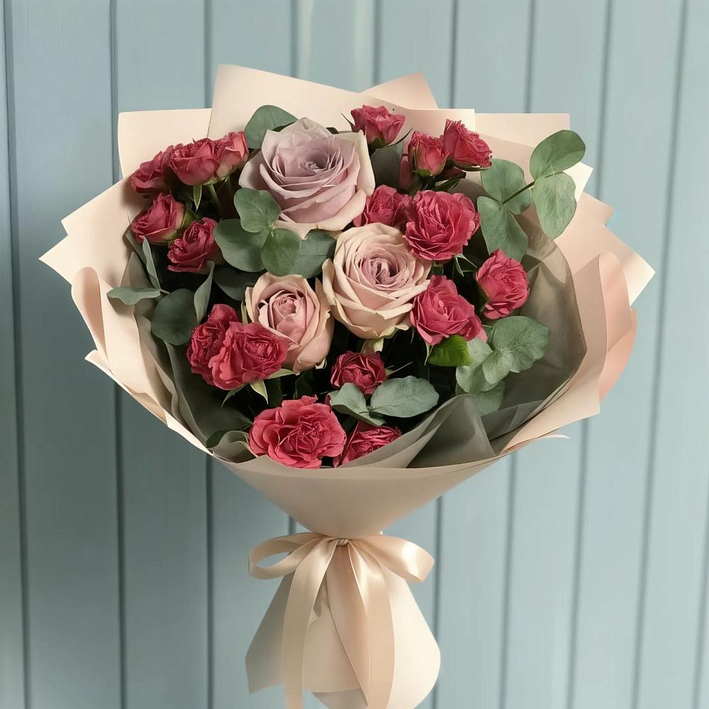 Букет цветов из: Гвоздики и Розы в Златоусте