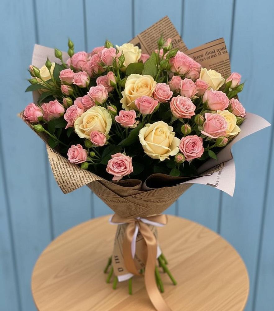 Букет цветов из: Розы в Златоусте