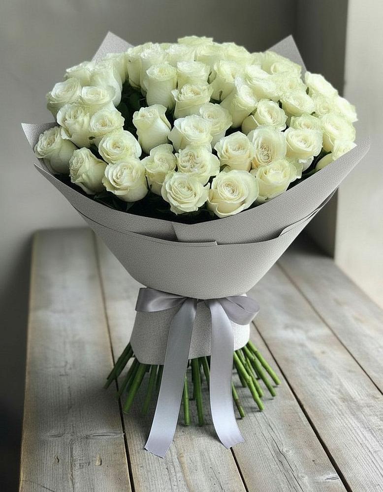 Букет 35 Белых роз в Златоусте