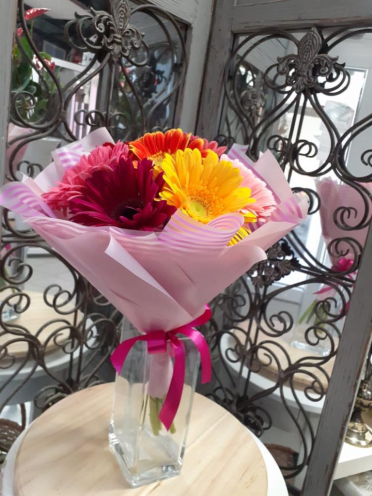 Букет цветов из: Герберы в Златоусте