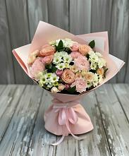 Букет цветов из:  Гвоздики, Розы и Хризантемы в Златоусте