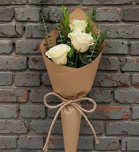Букет цветов из:  Розы в Златоусте