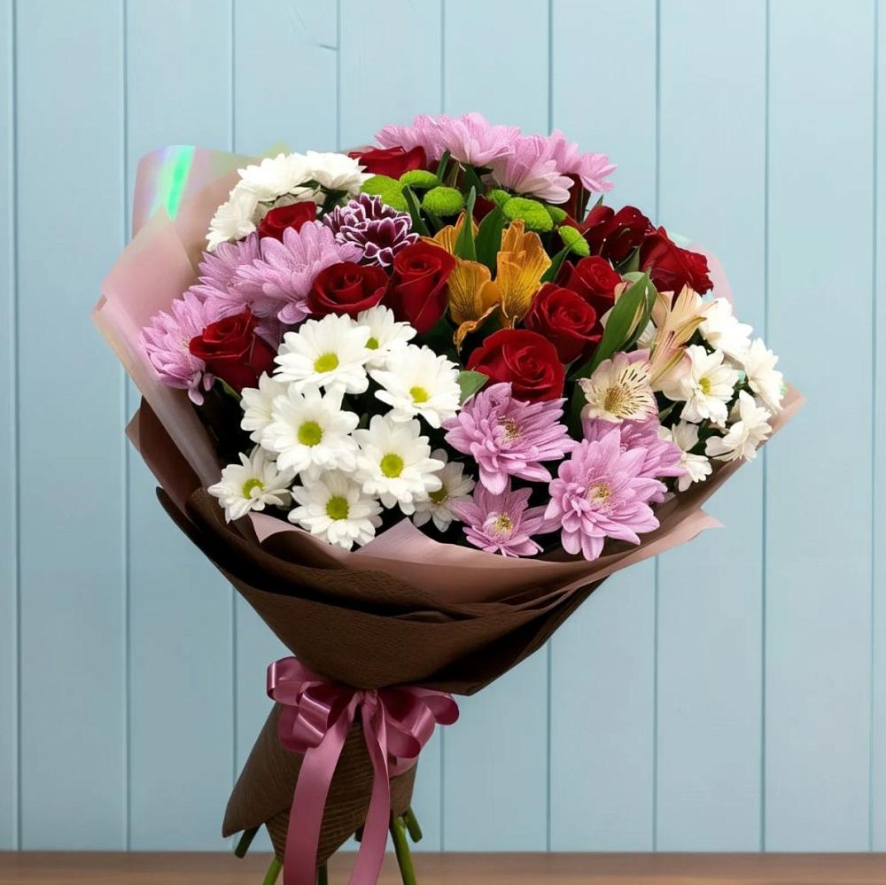 Букет цветов из: Розы, Хризантемы и Альстромерии в Златоусте