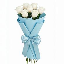 Букет 7 белых роз Проуд в Златоусте