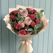 Букет цветов из:  Гвоздики и Розы #REPLACE_PRED# Златоусте
