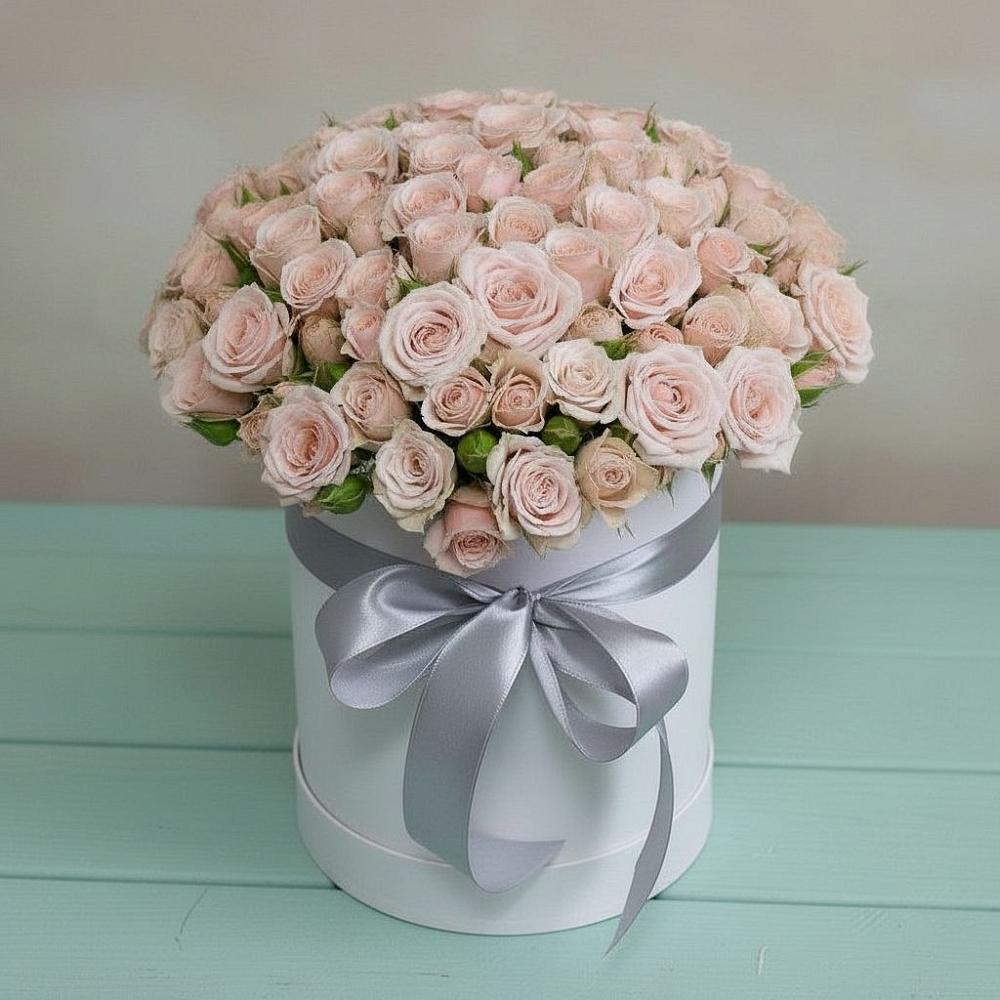 Цветочная композиция из Розы в шляпной коробке в Златоусте